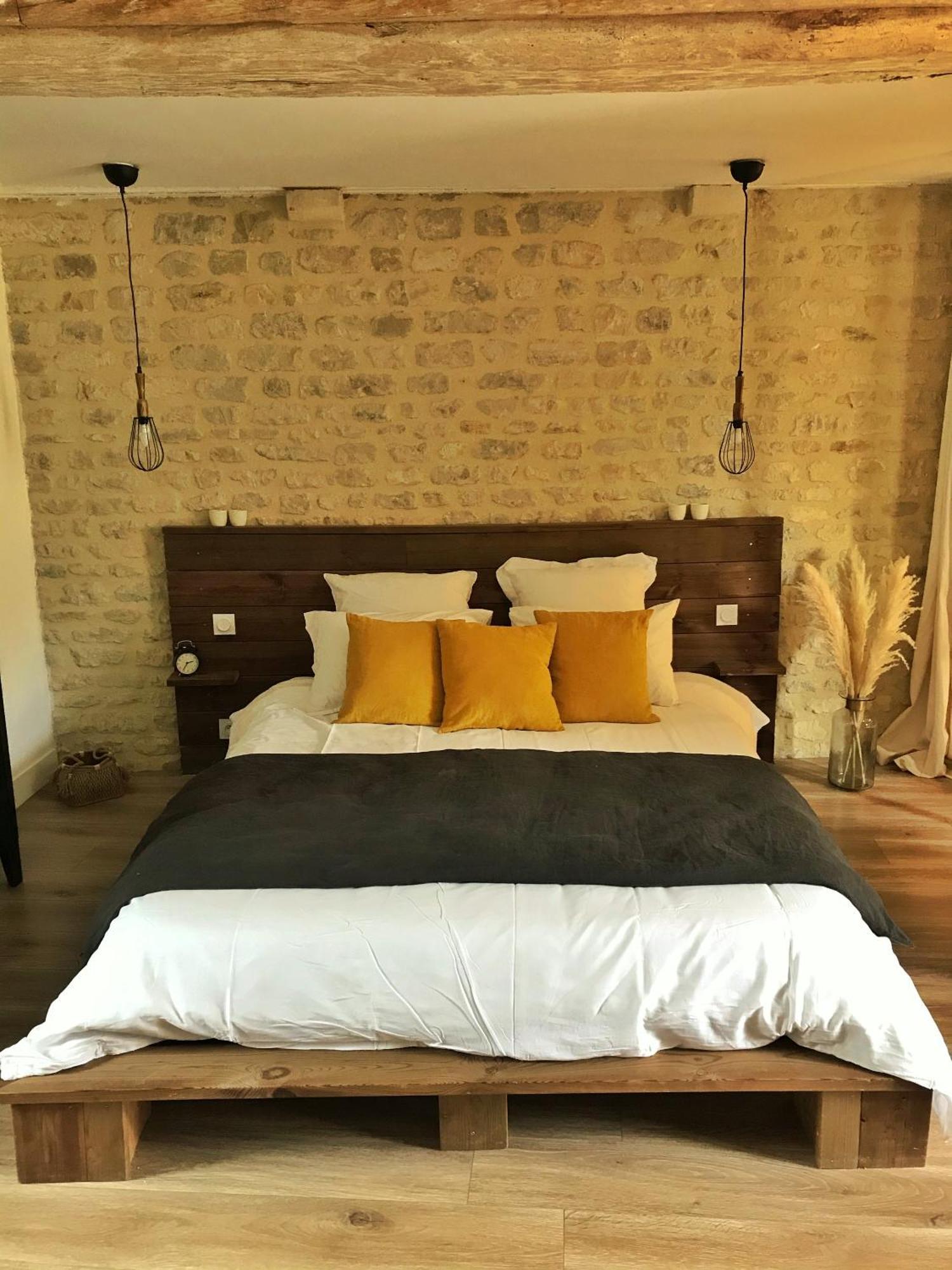 Le Domaine De L'Hostellerie Le Fresne-Camilly Bagian luar foto